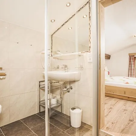 Farm Geislerhof アパート